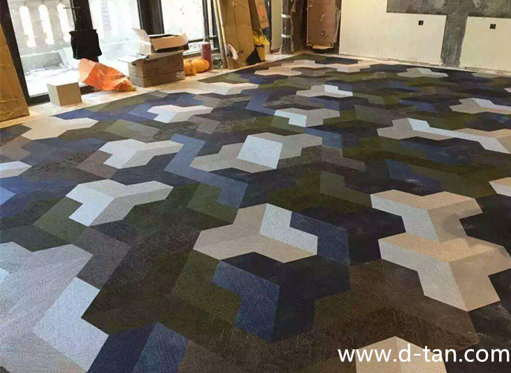 如何评估办公室地毯是否需要更换