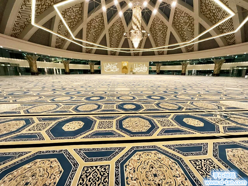 山花地毯带您走进阿尔艾因.哈利法大清真寺